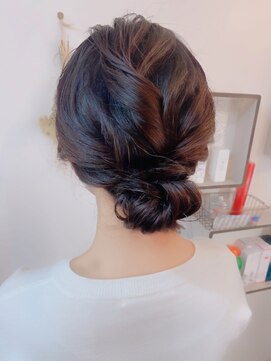 シーデン(C-den) 和×洋どちらにも合う！七五三ママ！綺麗めまとめ髪