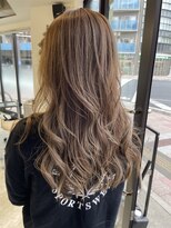 リリヘアー(LiLi.hair) ロングレイヤー