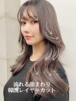 アイヴィー(IVY) 小顔に見せる韓国レイヤーカット 流れる顔まわりカット