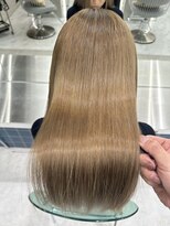 ロンドルーチェ 心斎橋(Lond luce)&nbsp;ダークアッシュ/ミディアムレイヤーカット［髪質改善/縮毛矯正］