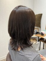 パーマでつくるウルフくびれヘア