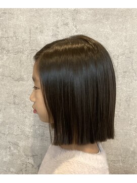 メルト(MELT) 切りっぱなしボブ