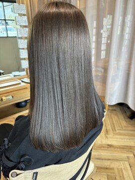 リベラル(liberal) ダークアッシュ+オーダーメイドトリートメント【20代/30代】