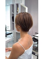ビームズ トータルビューティー 西中島店(Bee ms Total Beauty) 小顔見せショートベージュカラーブリーチしない透明感カラー