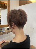 刈り上げショート×ライトブラウン