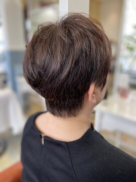 カザック(kazak) ショートボブ