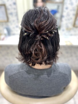 サクララ(Sakura la) ハーフアップ×金箔/参列ヘア/二次会ヘア/鎌倉/ボブ