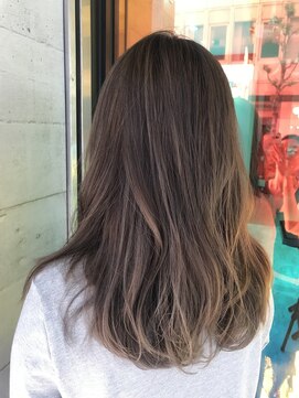 オリンテ バイ レシッド 表参道(orente by rcid) 【谷】ブリーチ無しのグレージュカラー