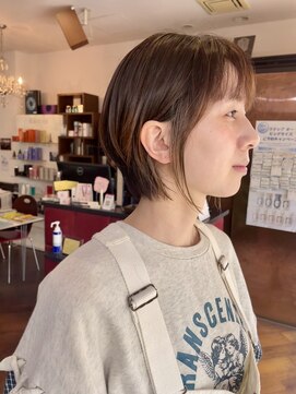 シャンプーボーイアネックス(SHAMPOO BOY Annex) 前下がりショート