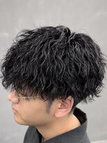 オーバル ジングウマエ(OVARL jingumae)&nbsp;軽め細かめシャープ縦落ち