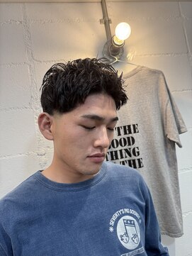 グッドプレイスアンドシング(Good Place&thing) テーパーフェード×スパイキーショート