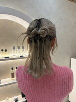 ジーナ 博多(Zina)&nbsp;【 shiori 】ボブもカチモリヘア♪