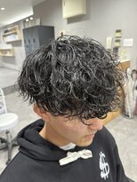 グレイバイニューヨークニューヨーク 京都北大路(Gray by NYNY) 波巻きパーマツイストスパイラル眉毛メンズスーツマッシュ