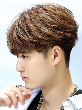 リップス 吉祥寺店 (LIPPS) フェザーコンマ