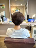 ヘアーメイクロージー 八軒店 (HAIR MAKE ROSY) ふんわり柔らかな質感の大人ショート
