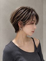 アイシー 関内(ICY) ICY秋成「ニュアンスハイライト&くびれショート」