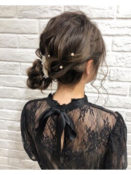 メルク(merc.) merc.加岳井 サイドシニオンアレンジ