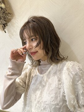 ロンド ストラーダ 心斎橋(Lond strada) シルキーベージュ×グレージュカラー【髪質改善/縮毛矯正】