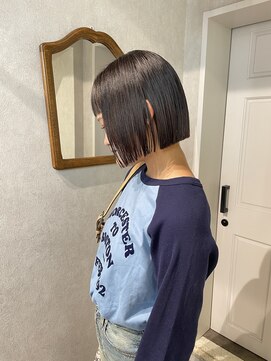 ゼスト クレス(ZEST Cres) 【cres小山】ぱつっと重ためbob