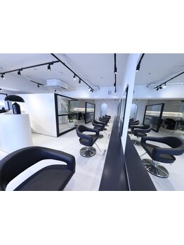 お悩みを相談しやすいスタッフだから,初めての人でも緊張せずに施術を受けられる♪【鶴見駅】