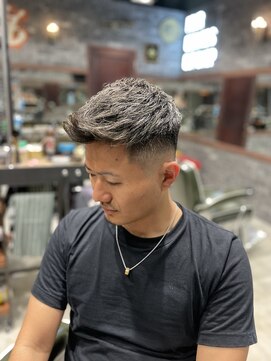 フォーコーナーズ(Four Corners) フェードスタイル