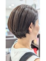 イエロー フォー ヘアー(Yellow for hair) ショートボブ