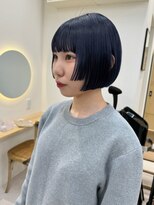 ハニー 町田(HONEY)&nbsp;姫カットレイヤー　ミニボブ　ネイビーブルー　ワンレン