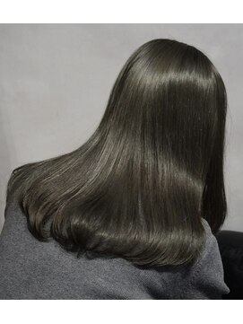 アリー 原宿 表参道(ALLY) ALLY松村 ダークトーンで叶えるオリーブカラー厳しい職場◎