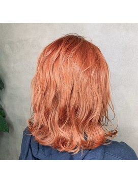 【BUZZ札幌】ゆるふわミディアム/オレンジカラー/外国人風カラー