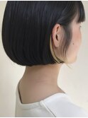 チラリとインナーカラー ショートボブ ボブ