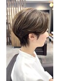 くびれハンサムショート