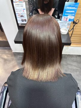 ニュイ 茨木店(nui +) ワンホンレイヤー/ミルクティーブロンド/ダークブルー/茨木