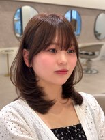 シュガー(Sugar)&nbsp;【9.抜け感がかわいい人気の！ミディアムレイヤー】