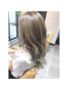 ロンド ルージュ 銀座店(Lond rouge) 【遠藤　駿】独自の配合でブリーチ無しでもできる透明感カラー☆