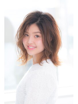 ジャン クロード ビギン 横浜ベイクオーター店(JEAN CLAUDE BIGUINE) ☆　夏満喫カラー　☆　　カジュアルラフカール