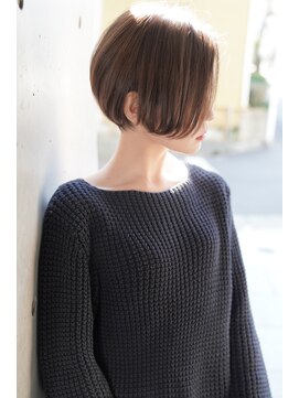 カライング(ing) 大人可愛い20代30代40代黒髪前下がりショートボブ丸みショート◎