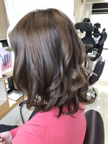 メタ(META) アプリエミルクティーベージュのヘアカラー♪