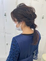 モルニ(MORNI)&nbsp;髪質改善トリートメント_マロンベージュ Aラインボブ かきあげ