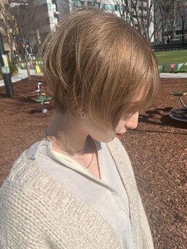 チル(CHILL) ヘルシースタイル_ショート_ミルクティーグレージュカラー