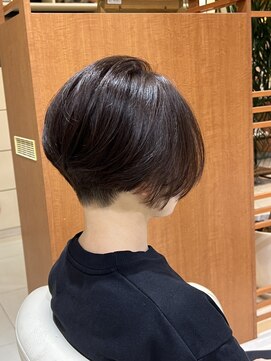 アンフェリール 原島店(Em Fellir) ステップボーンカット/20代30代40代50代