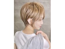 アンダーバーホワイト 芦屋店(_WHITE)
