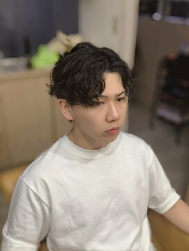 アクトスタイリッシュヘアー 知立(Act stylish hair) メンズセンターパートリバースショートウルフパーマ