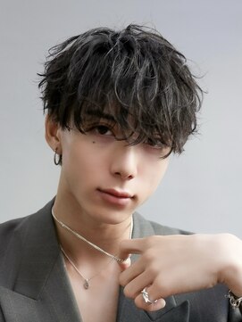 オーシャントーキョーウエスト 心斎橋 (OCEAN TOKYO WEST) メンズヘア束間マッシュ黒髪ヘア