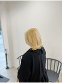 ハイライトカラー/ホワイトブロンド