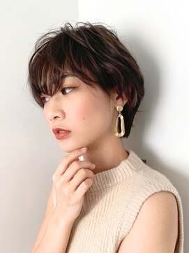 ジエクトアイロ 江坂駅前 似合わせショートボブ/フェザーショート/細めハイライト