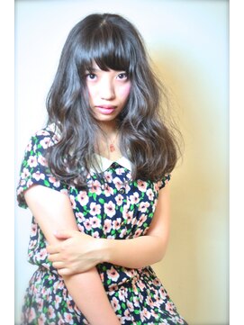 チャンネル 桶川西口(channel) うねうね？ふわふわでしょ？くせ毛を生かすロングスタイル