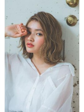 アルーシェ 平井(Alushe) ＼柔らかな印象を与えるフリンジウェーブ／