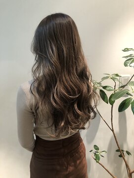 ラパンセヴェール(LA PENSEE VERT) 透明感カラー×グレージュカラー