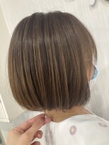 モニカ ヘア(MONIKA HAIR)&nbsp;カル重ボブ。