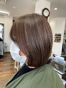 美容室 夢先案内 白髪ぼかしハイライトで白髪染めでも透明感◎